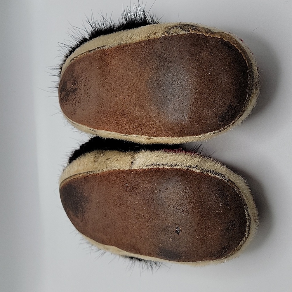 Inuit Vintage Alaska Native Childs Beaded Slippers - Picture 4 of 5